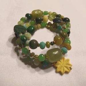 Bloodstone, Jasper, & Aventurine memory wire brace